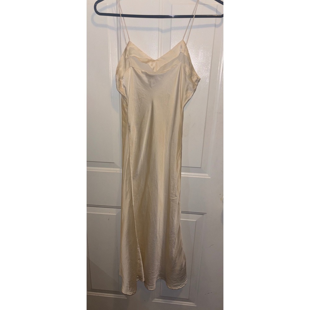 Vintage 100% Silk Avon Slip 🤍 90s/Y2K Lingerie - Picture 2 of 3